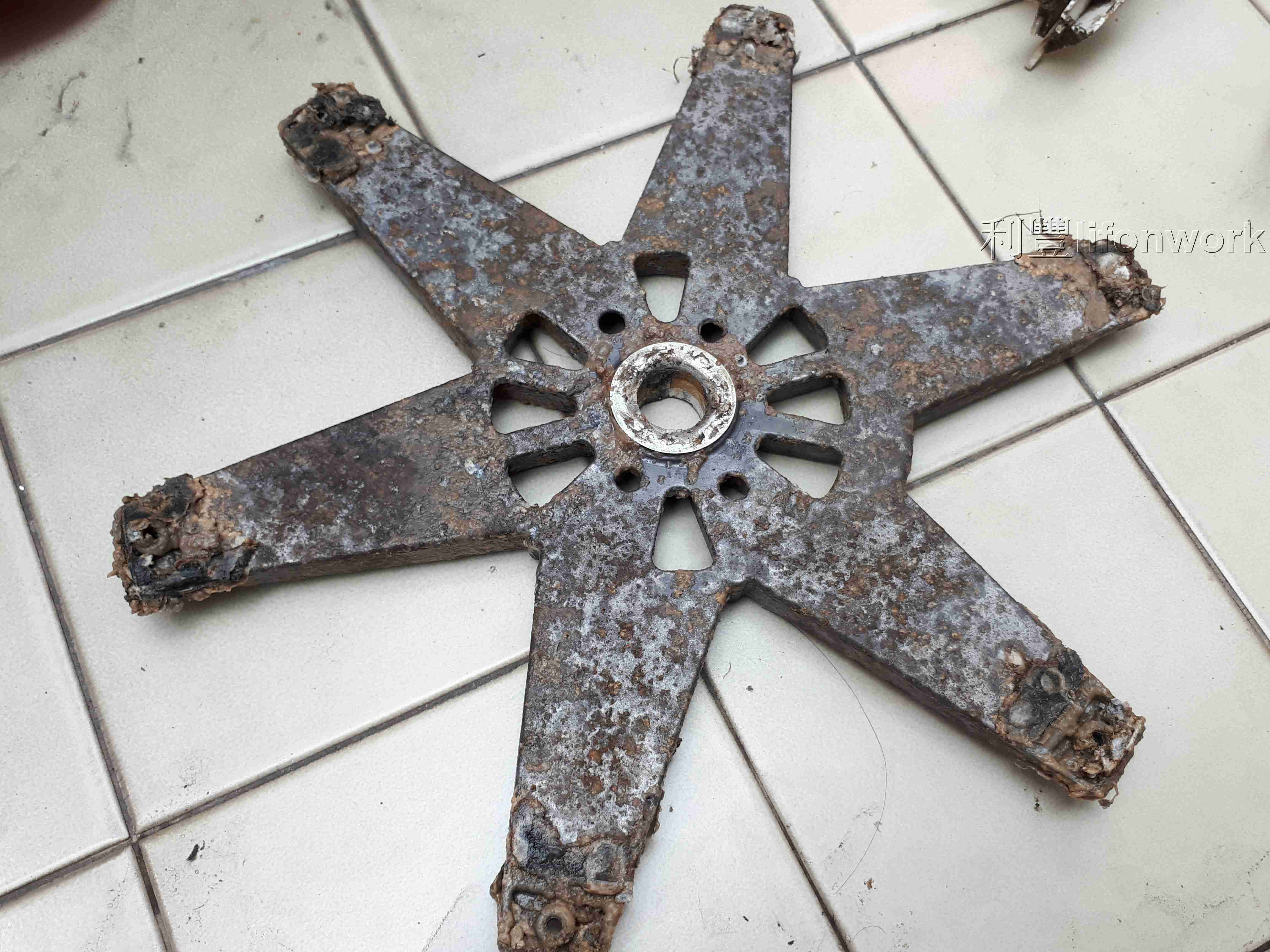 南部現場清洗日立洗衣機