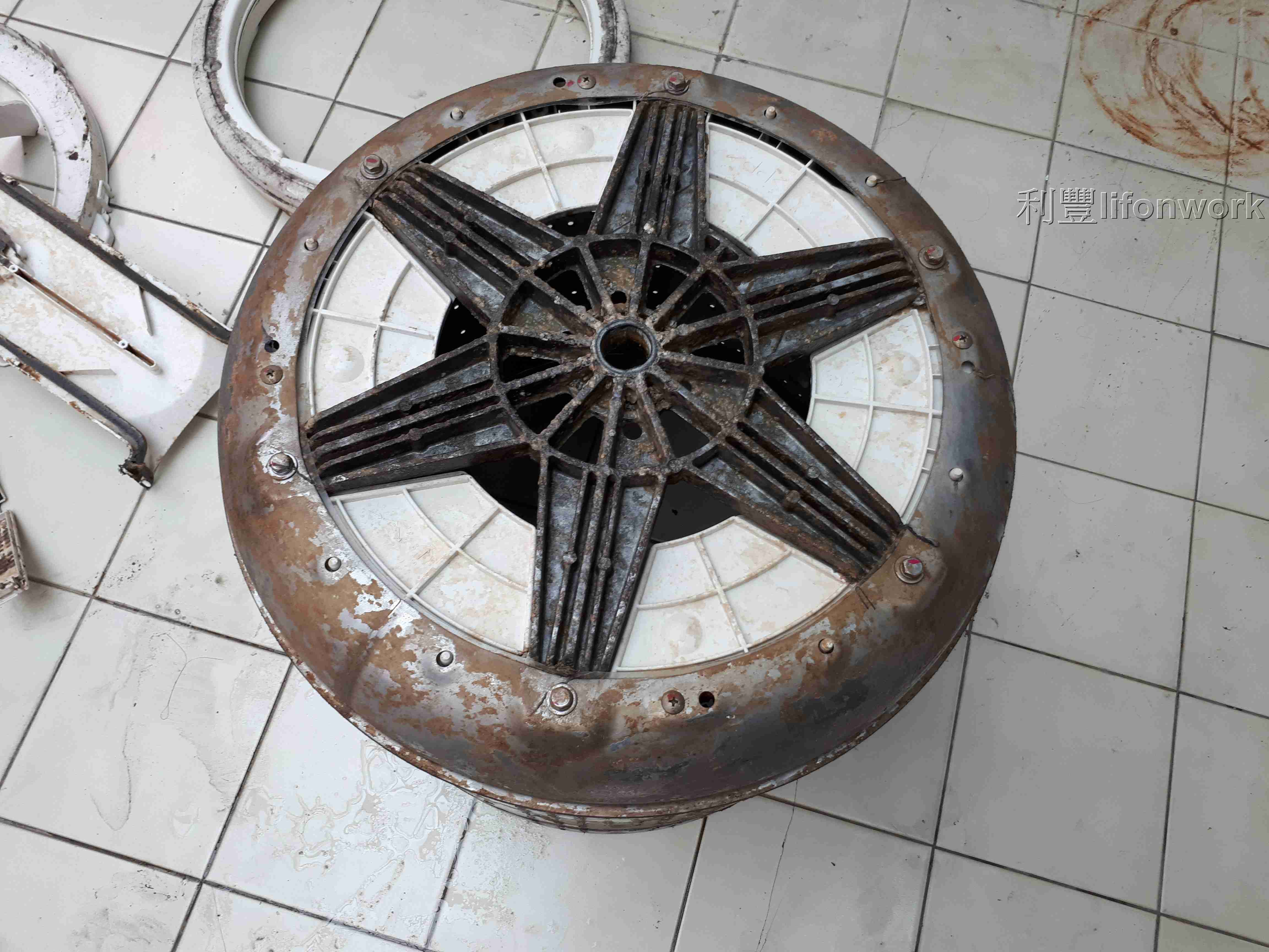 高雄清潔日立直立洗衣機