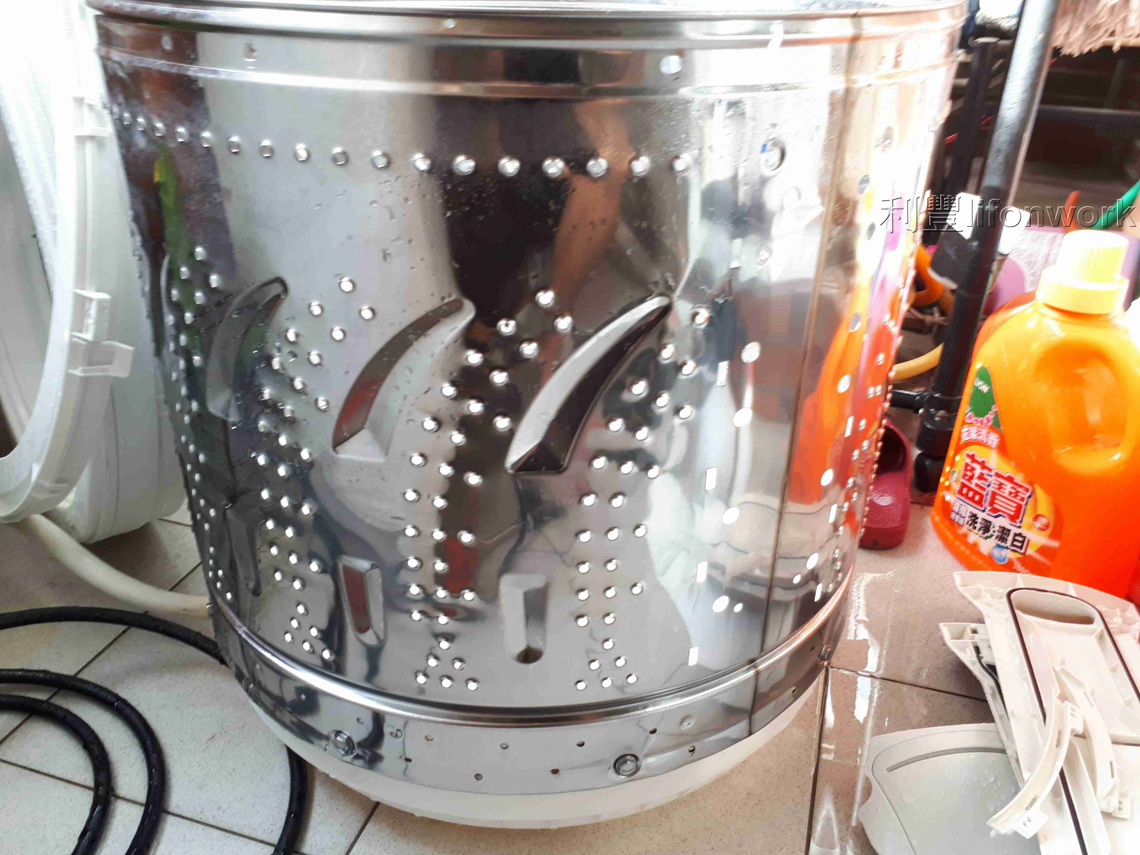 大高雄東芝直立洗衣機清洗